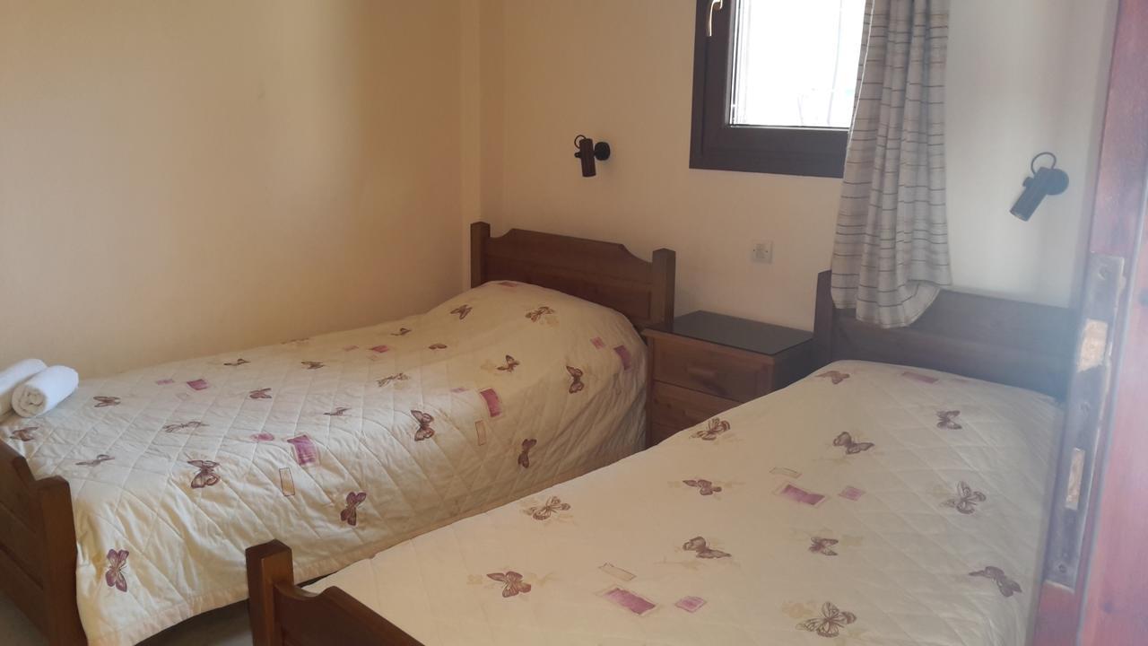 Aparthotel Kiwi Kastle Néa Fókaia Exteriér fotografie