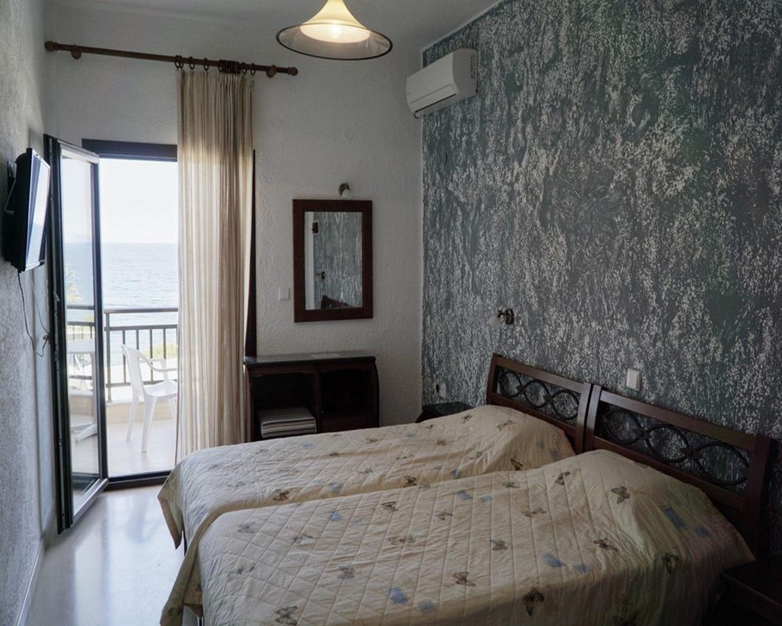Aparthotel Kiwi Kastle Néa Fókaia Exteriér fotografie