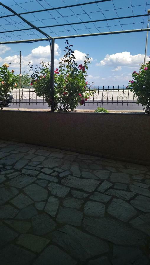 Aparthotel Kiwi Kastle Néa Fókaia Exteriér fotografie
